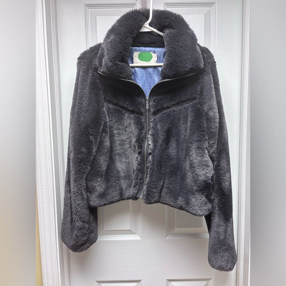 Anthropologie Faux Fur Cropped Jacket | Purple Brown Plush Zip Coat | Size M